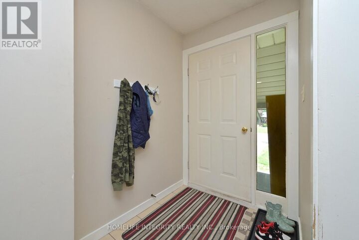 Property Photo:  311 Centre Street North  ON L0G 1A0 