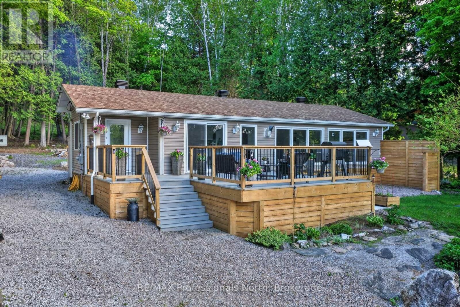 Property Photo:  1086 Providence Drive  ON K0M 1S0 