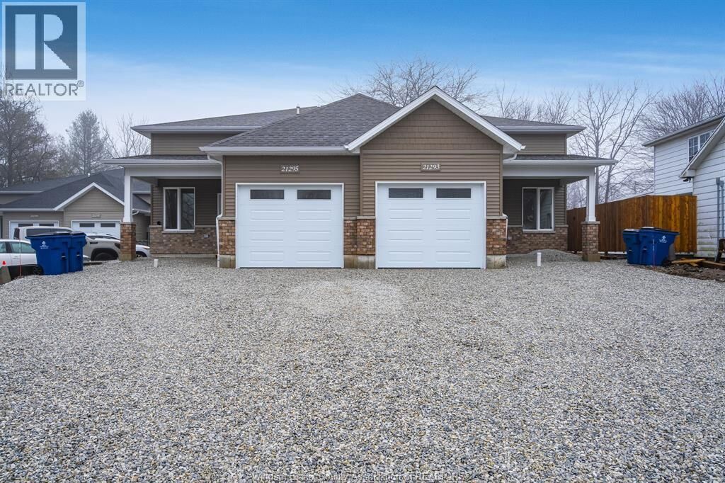 Property Photo:  21299 Harbour Road 2  ON N0P 2P0 