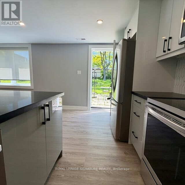 Property Photo:  61 Anewen Drive Lower  ON M4A 1R9 