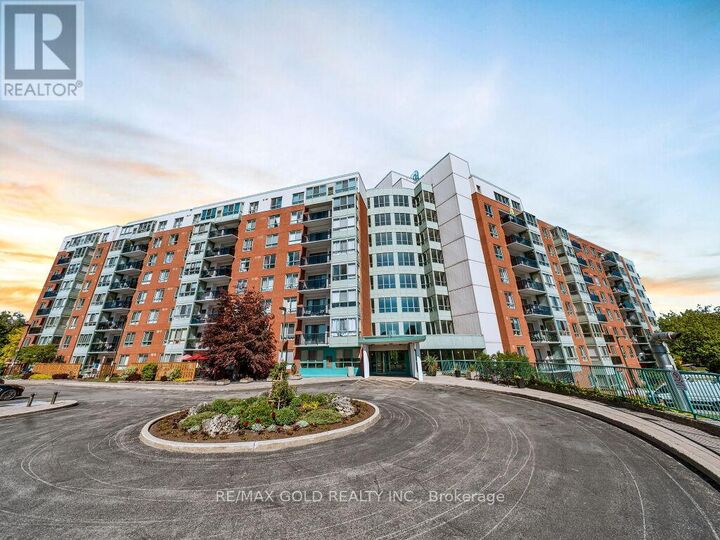 Property Photo:  30 Blue Springs Drive 611  ON N2J 4T2 