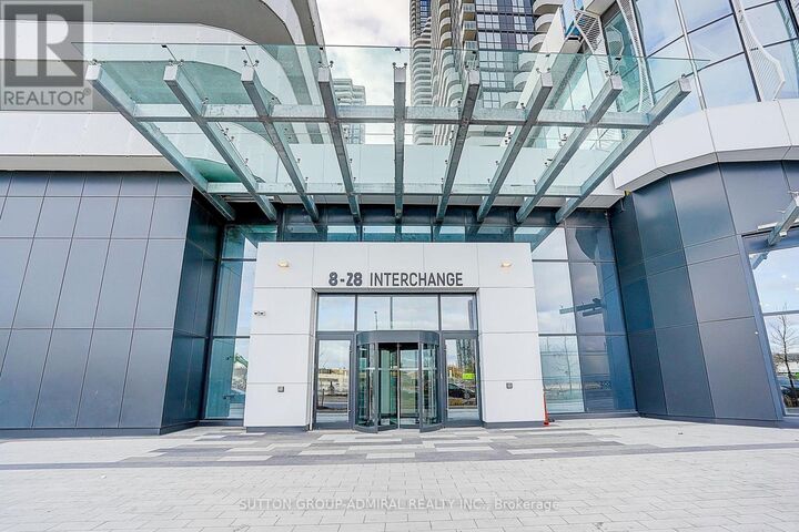 Property Photo:  28 Interchange Way 612  ON L4K 0P8 