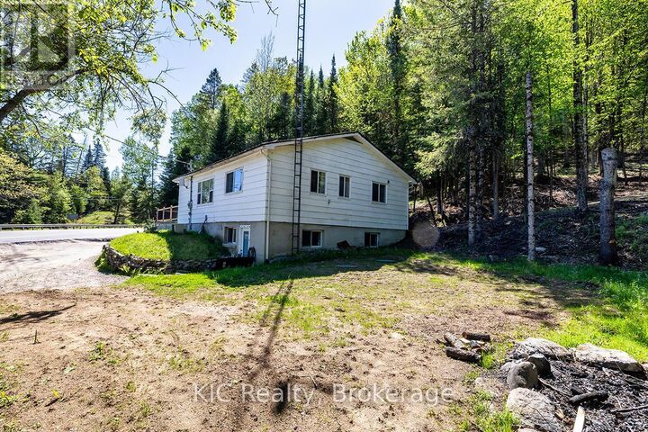 Property Photo:  14202 Highway 118 Highway East  ON K0M 1S0 