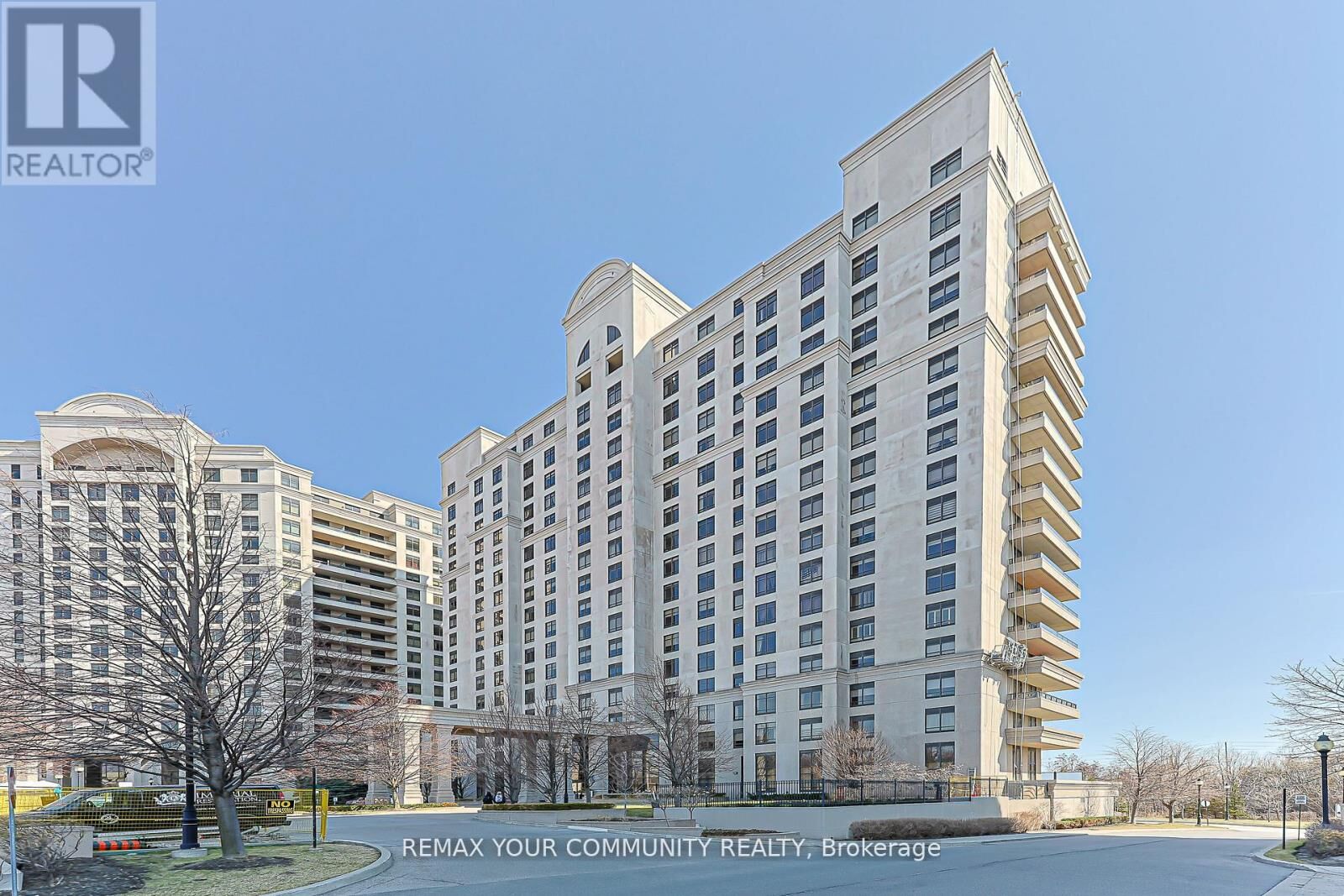 Property Photo:  9245 Jane Street 1007  ON L6A 0J9 