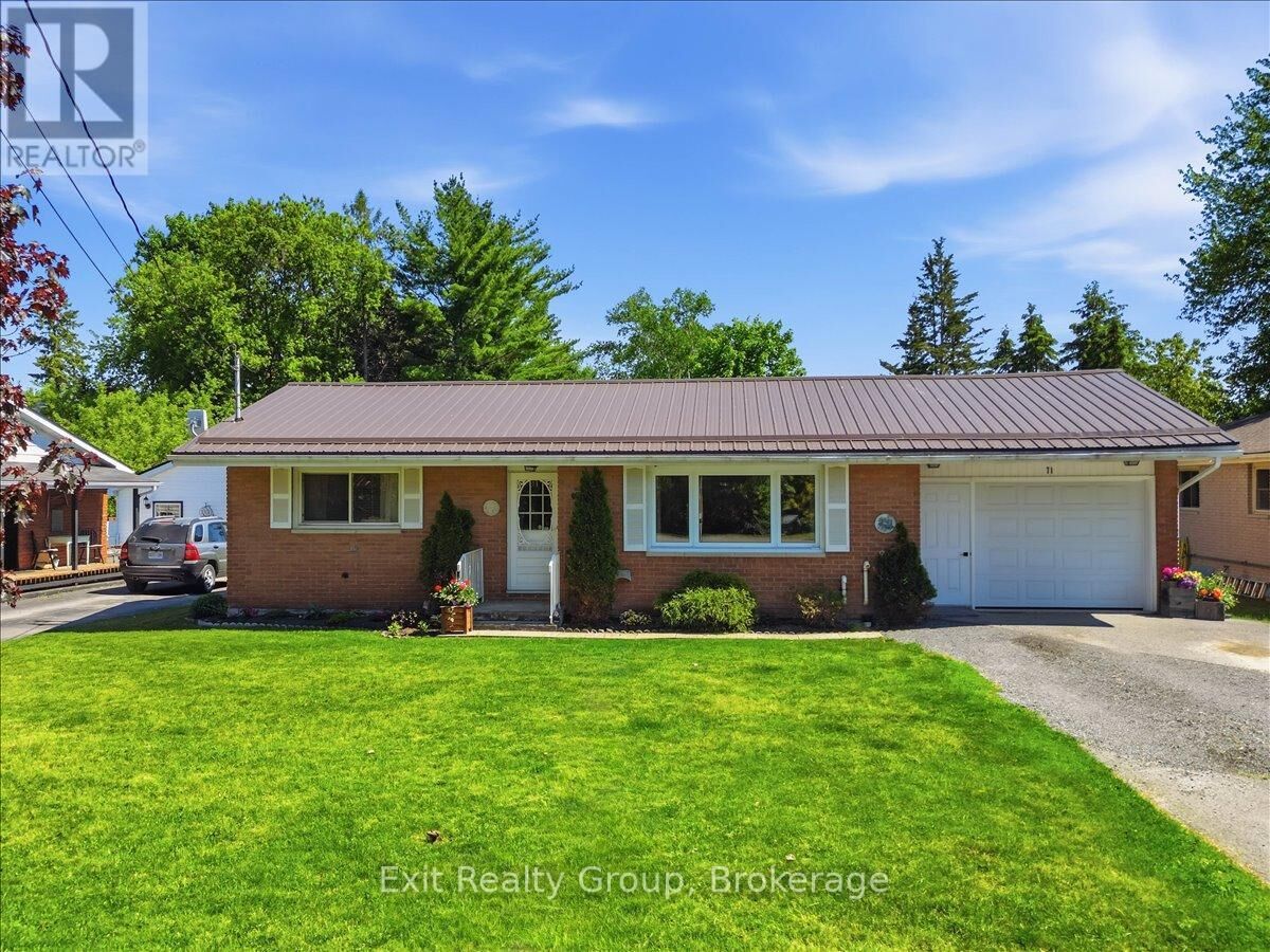 Property Photo:  71 Elizabeth Street  ON K0K 3E0 