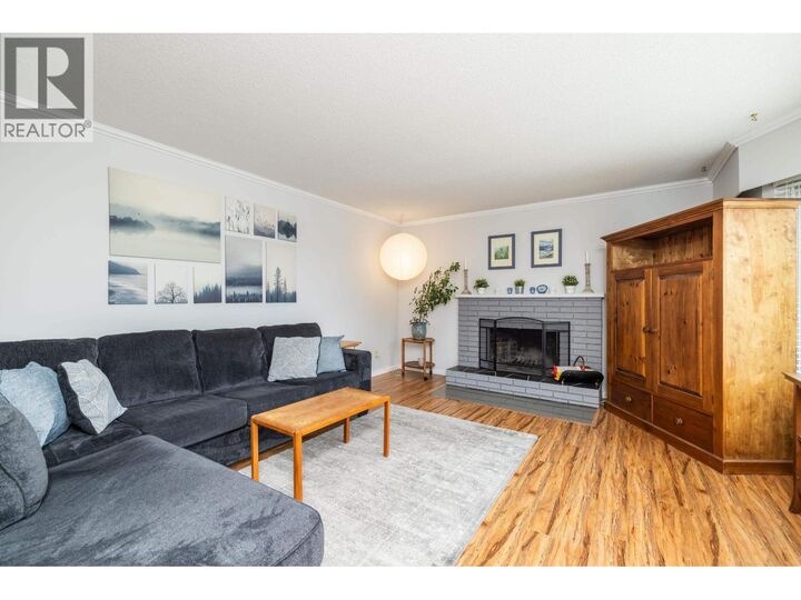 Property Photo:  5567 44 Avenue  BC V4K 1C9 