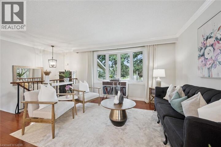 Property Photo:  239 Lorraine Avenue  ON N2B 1W9 