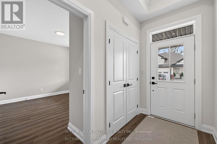 Photo de la propriété: 175 Glengariff Drive 28 ON N5P 0G1