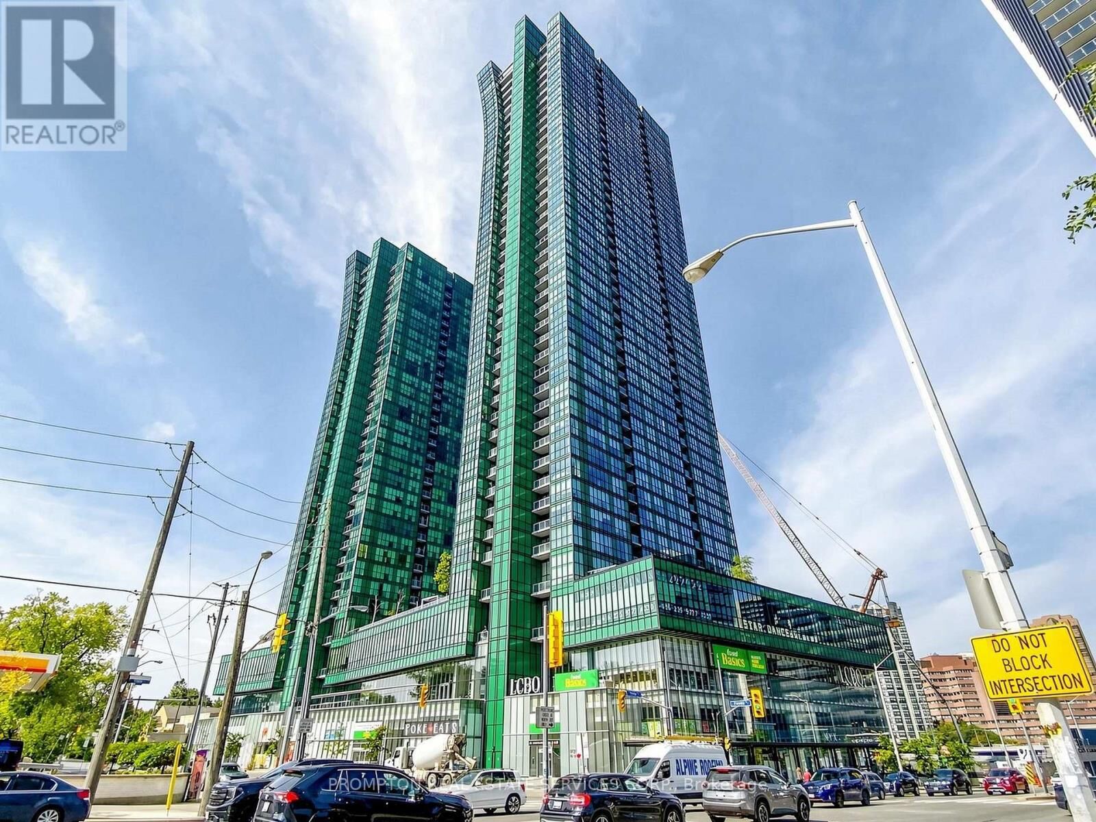 Property Photo:  9 Bogert Avenue 3301  ON M2N 0H3 