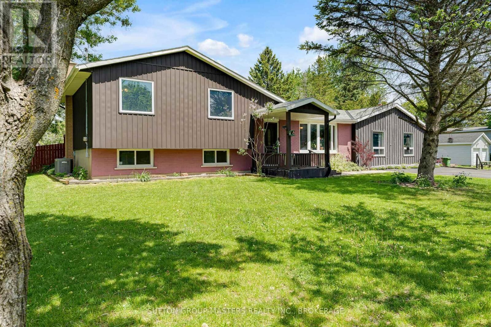 Property Photo:  2025 Cole Hill Road  ON K0H 1S0 