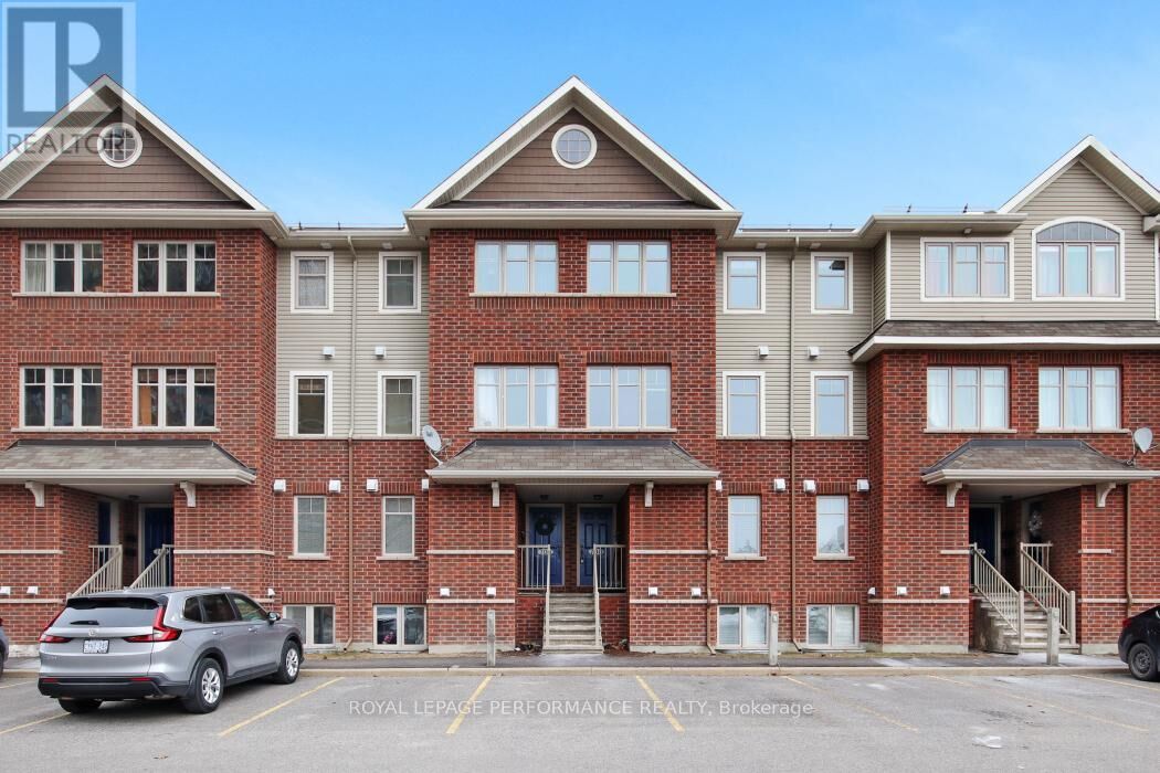 Property Photo:  700 Reardon Private  ON K1V 2K8 