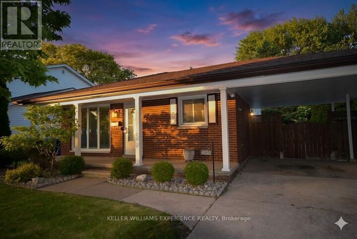 Property Photo:  1290 Janisse Drive  ON N8S 2W3 