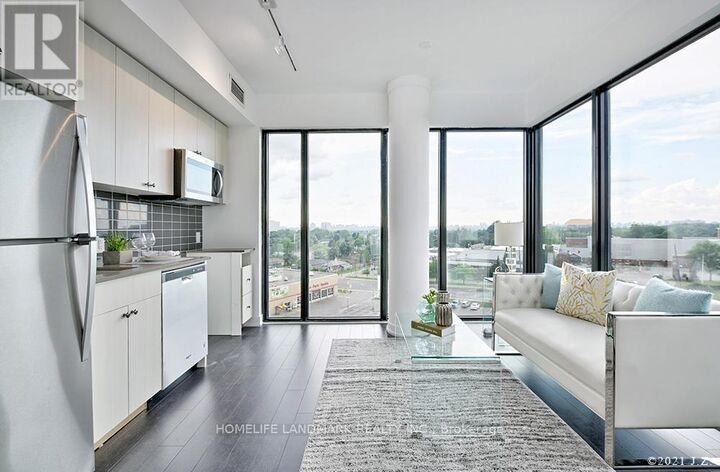 Property Photo:  2799 Kingston Road 915  ON M1M 1N1 