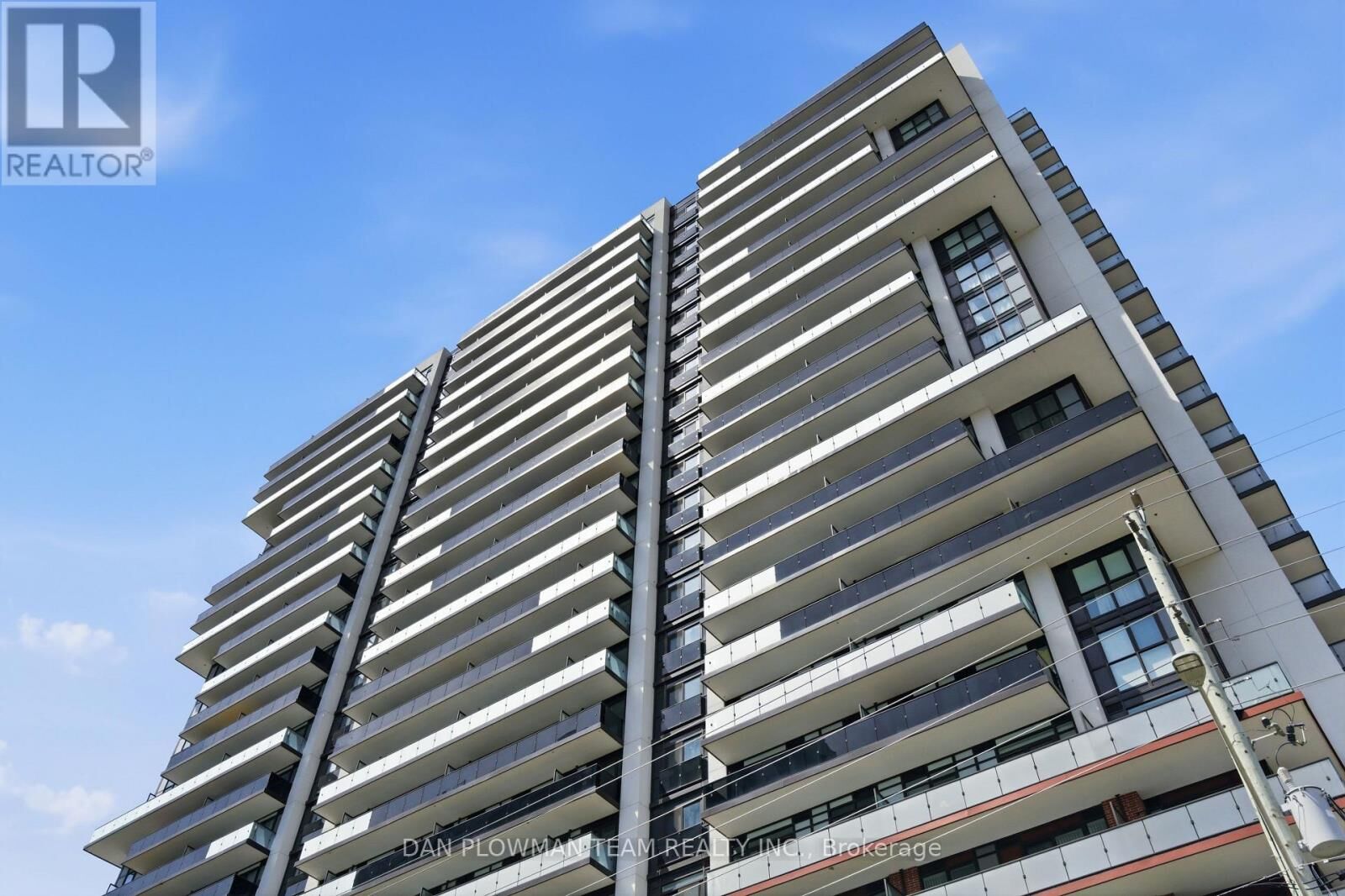Property Photo:  2550 Simcoe Street North 515  ON L1L 0R5 
