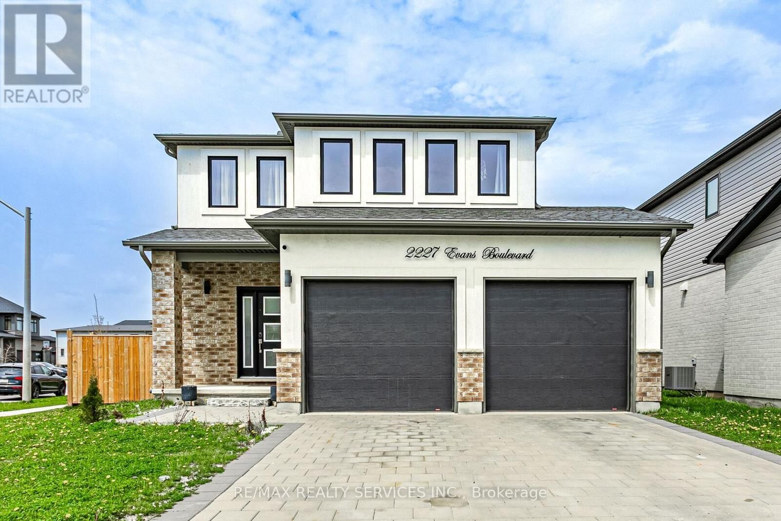 Property Photo:  2227 Evans Boulevard  ON N6M 0H7 