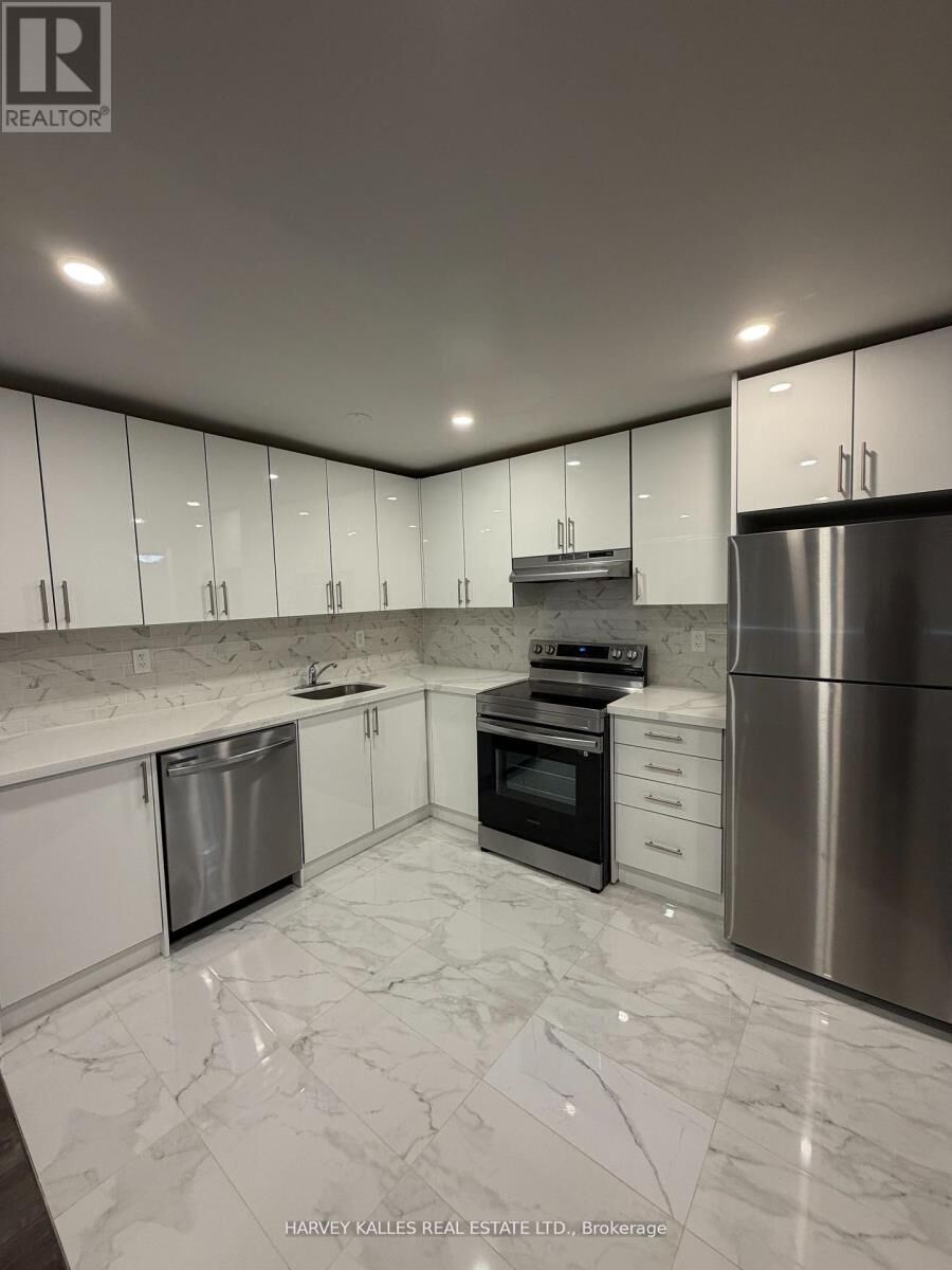 Property Photo:  180 Vaughan Road 101  ON M6C 2M3 