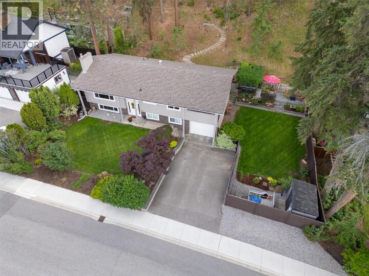 Property Photo:  815 Steele Road  BC V1W 4P1 