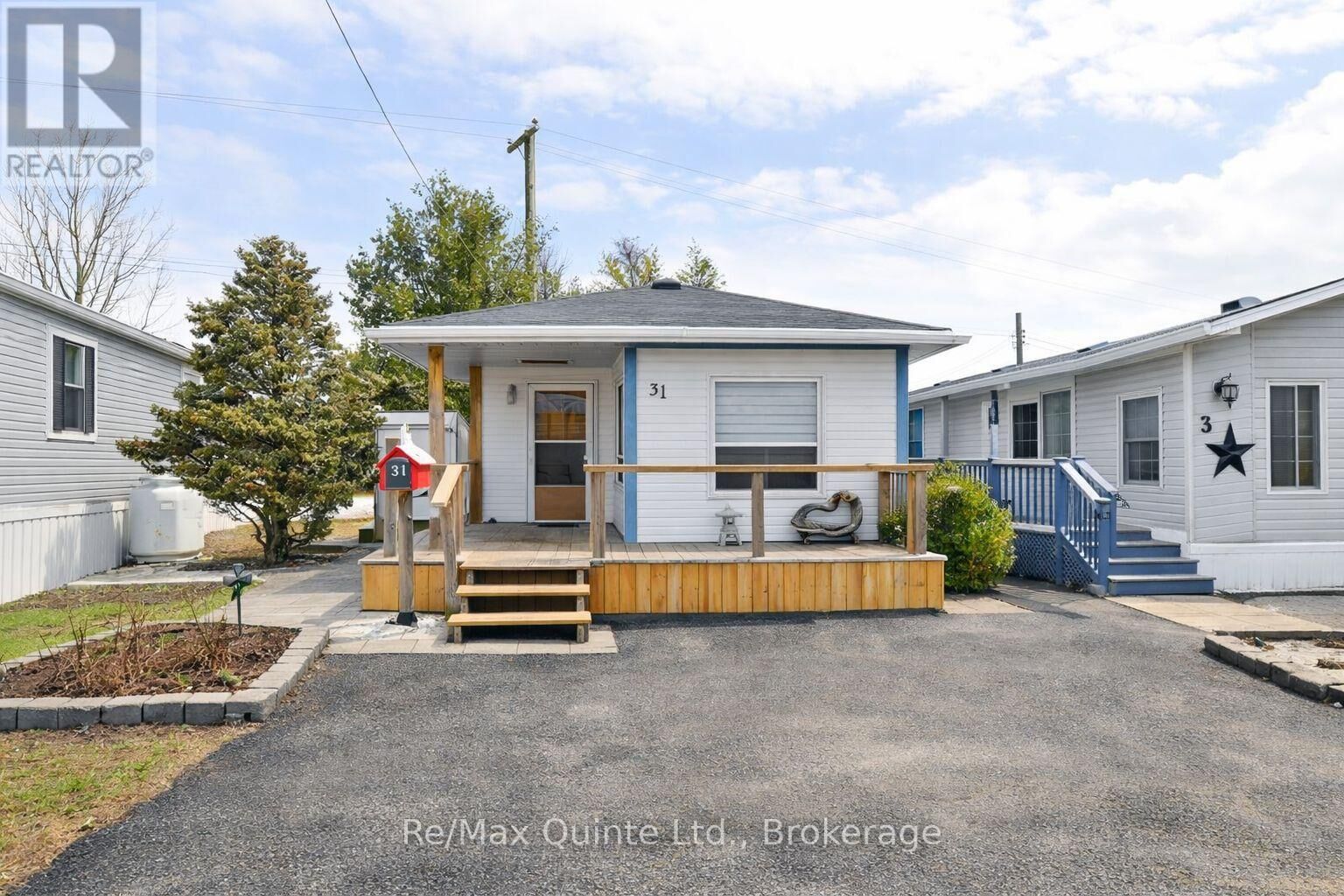 Property Photo:  311 Dundas Street East 31  ON K8V 1M1 