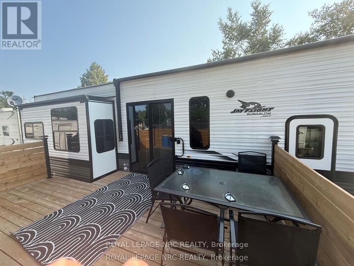 Property Photo:  4 Dogwood Street  ON K9J 6Y3 