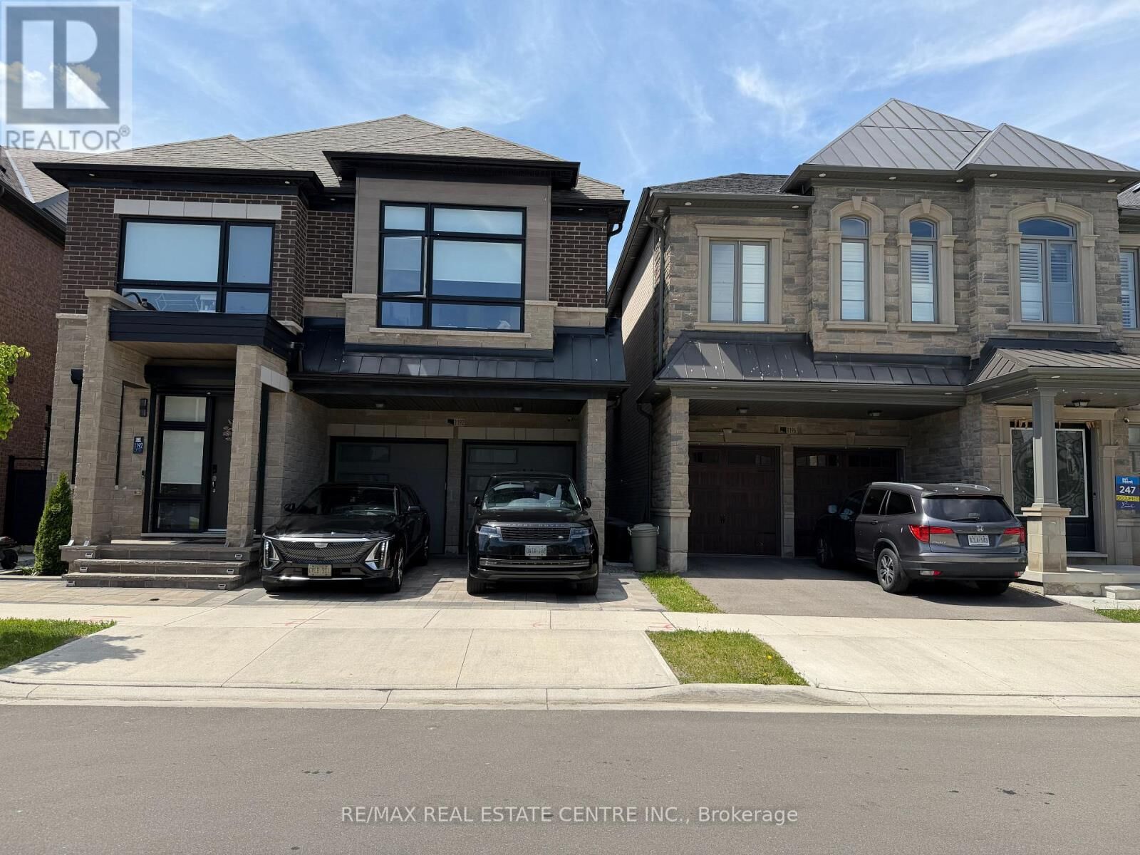 Property Photo:  1192 Stag Hollow  ON L5M 5M4 