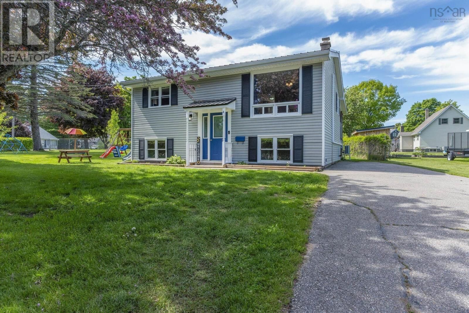 Property Photo:  4 Reagh Avenue Avenue  NS B0S 1P0 