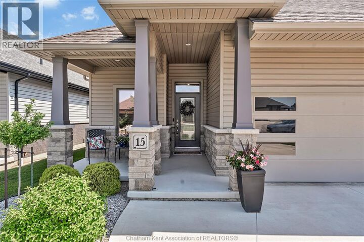 Property Photo:  15 Nightfall Court  ON N7L 0C3 
