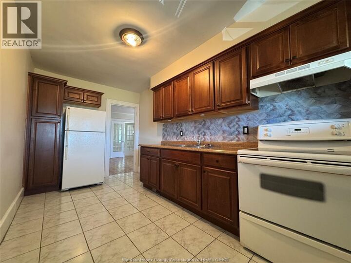 Property Photo:  290 Vista 4  ON N9B 1H9 
