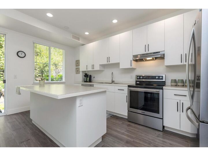 Property Photo:  35287 Old Yale Road 5  BC V3G 8H5 