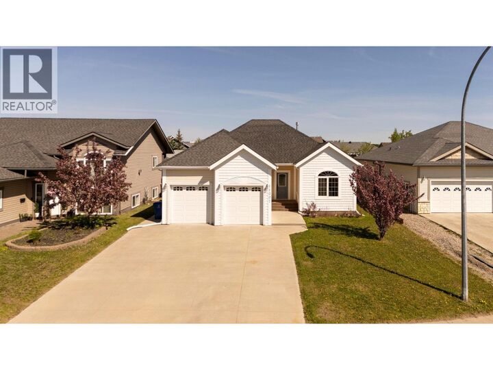 11007 88A Street — photo 1