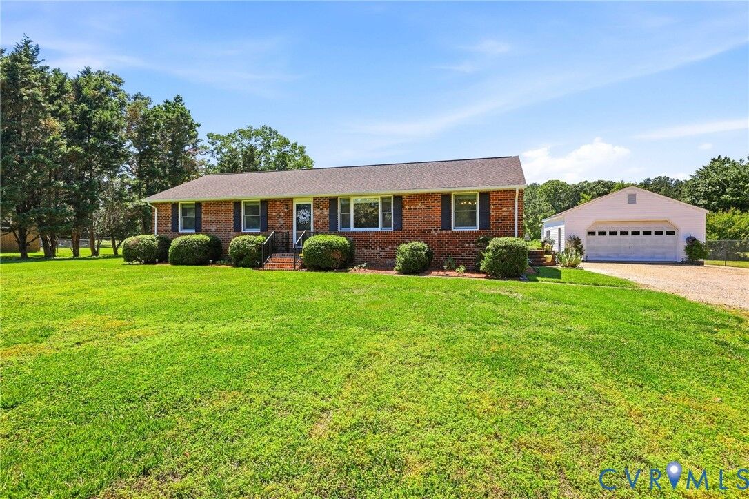 Property Photo: 8028 Wood Mill Drive VA 23231