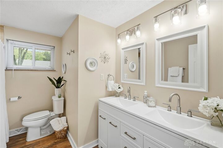 Property Photo:  542 Alma Avenue  OH 45342 