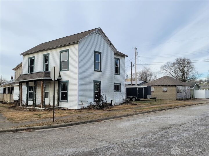 Property Photo: 511 Center Street OH 45385