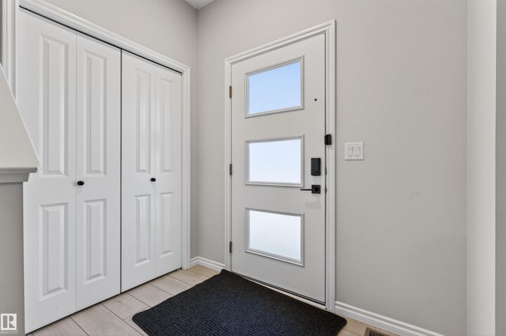 Property Photo:  5348 Lark Landing NW  AB T5S 0S2 