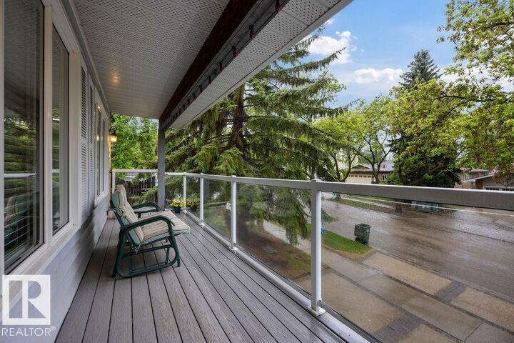 Property Photo:  31 Wentworth Crescent  AB T8N 3G7 