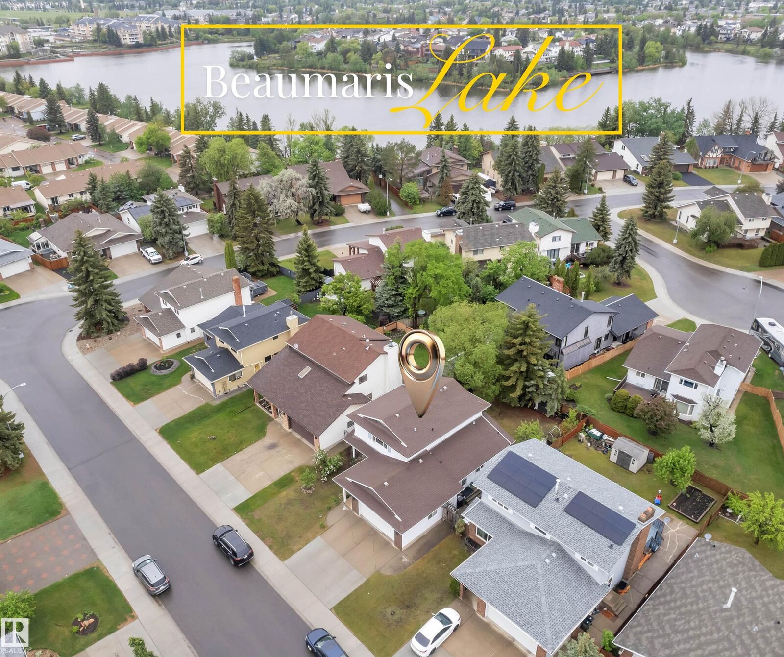 Property Photo:  10532 154 Avenue NW  AB T5X 5A9 