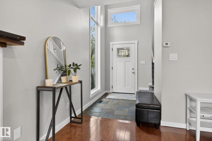 Property Photo:  16 Dominion Way  AB T8N 6L3 
