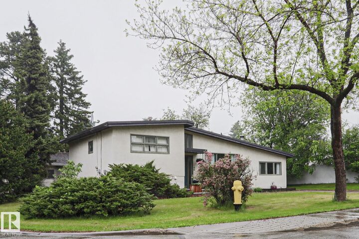 Property Photo:  190 Willow Street  AB T8A 1P8 
