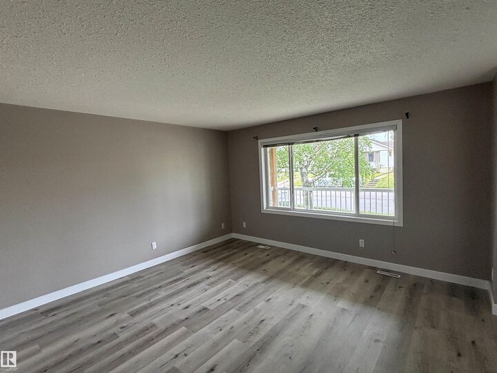 Property Photo:  5041 45 Street  AB T7A 1H3 