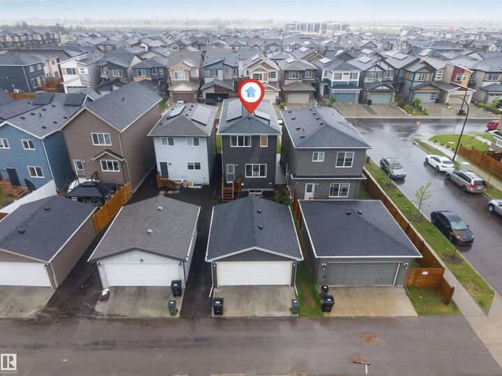 Property Photo:  3607 6 Avenue SW  AB T6X 1A5 