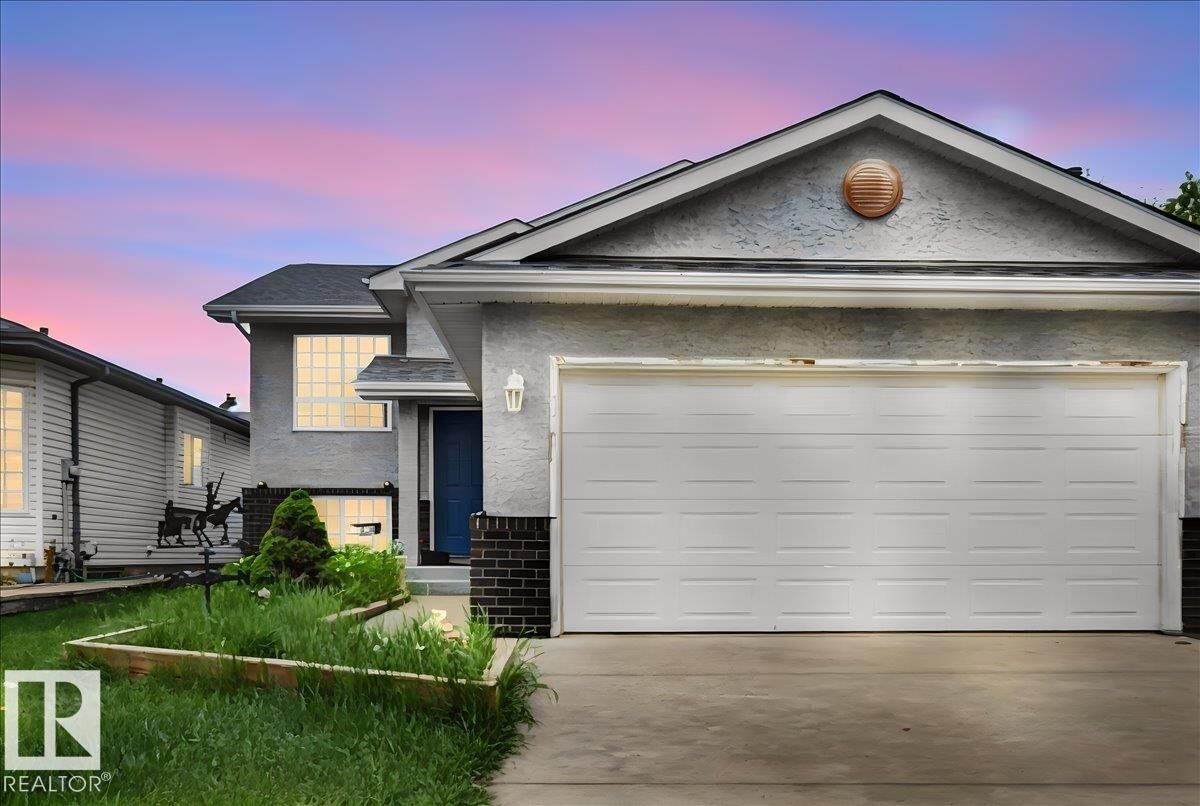 Photo de la propriété:  5108 138A Avenue NW  AB T5A 4Z6 