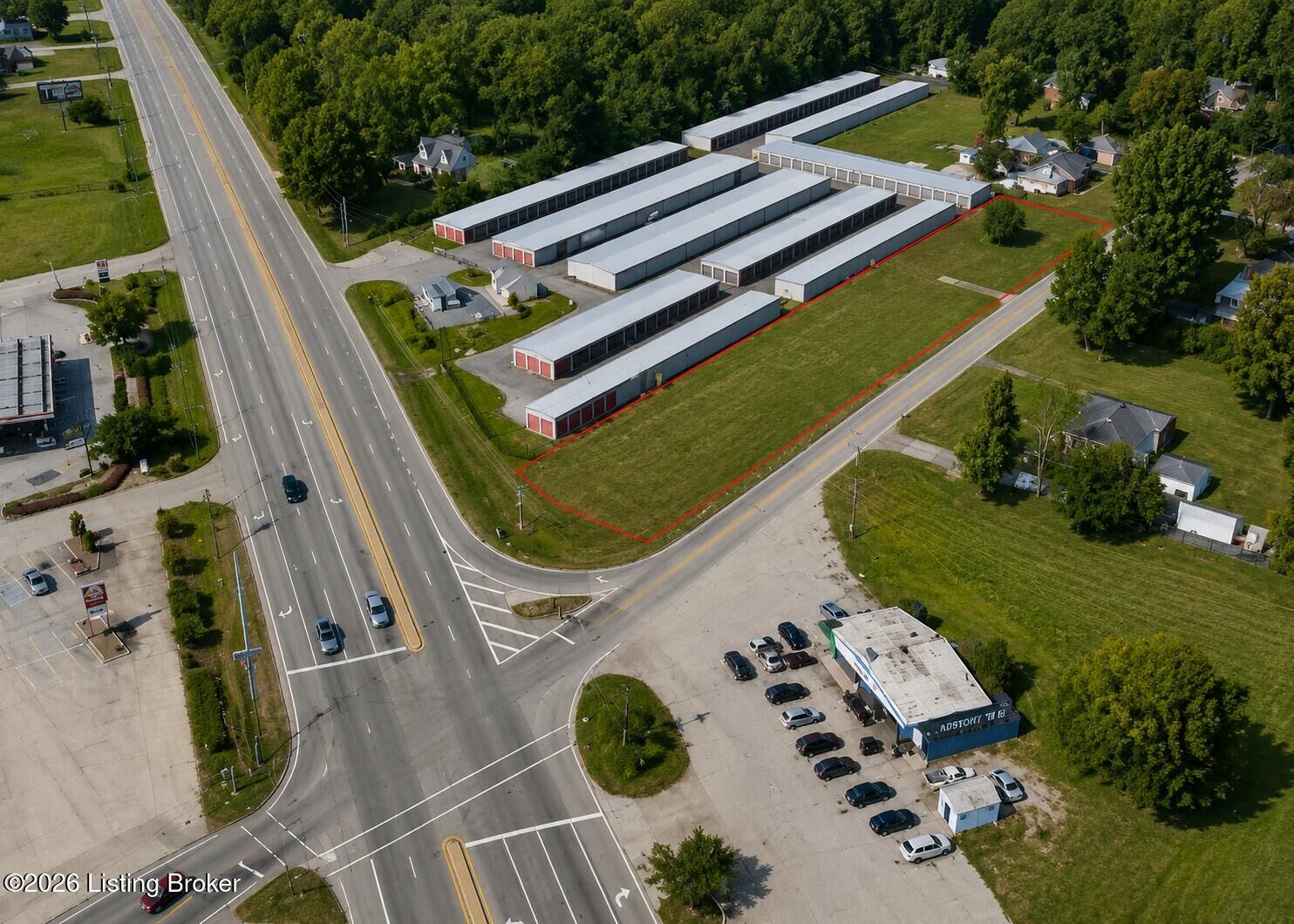 Property Photo: 4631 Bardstown Rd KY 40218