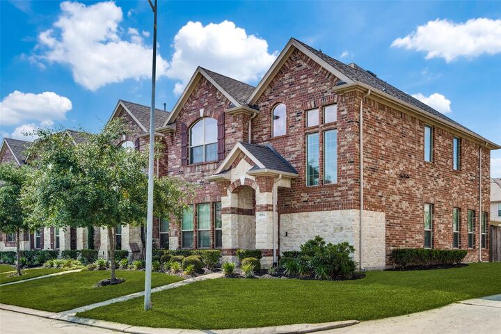 Property Photo:  9155 Monarch Mist Lane  TX 77070 