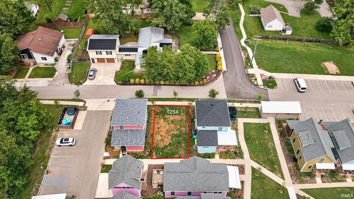 Property Photo:  1254 E Short Street  IN 47401 
