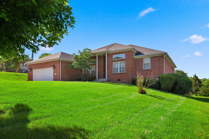 Property Photo:  500 Paso Fino Drive  KY 40475 