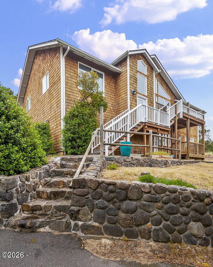 Property Photo: 1809 NW Sandpiper Drive OR 97394