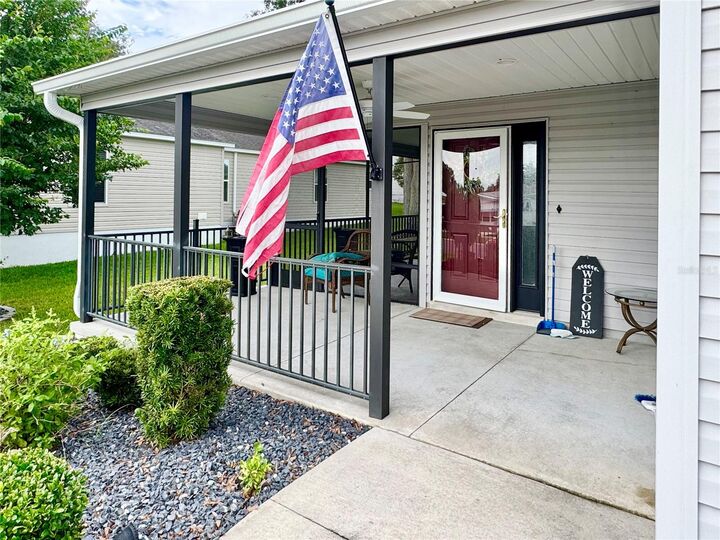 Property Photo:  810 Roseapple Avenue  FL 32159 