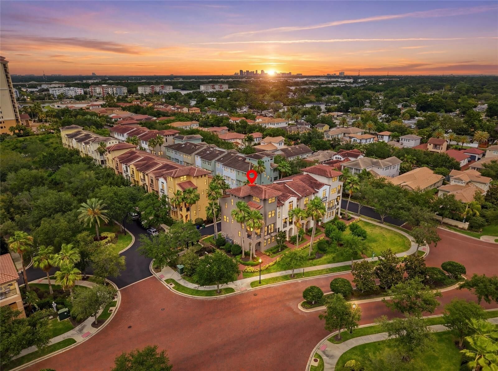 Property Photo: 4815 Yacht Club Drive 105 FL 33616