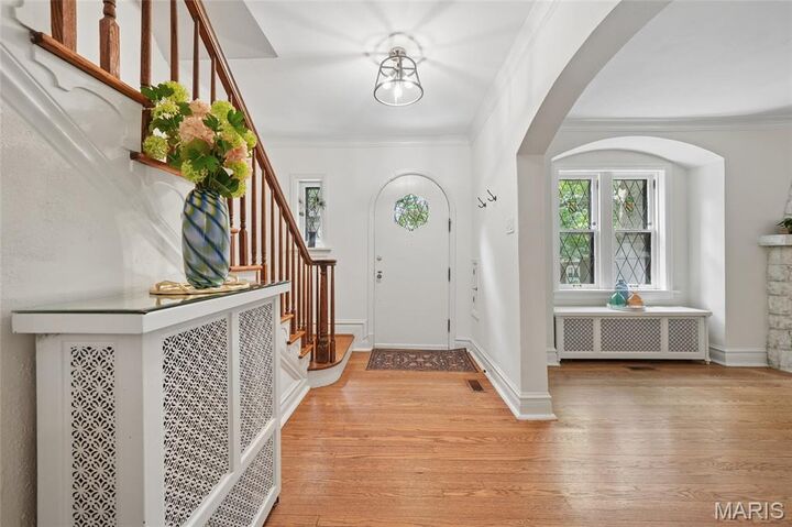 Property Photo:  7407 York Drive  MO 63105 