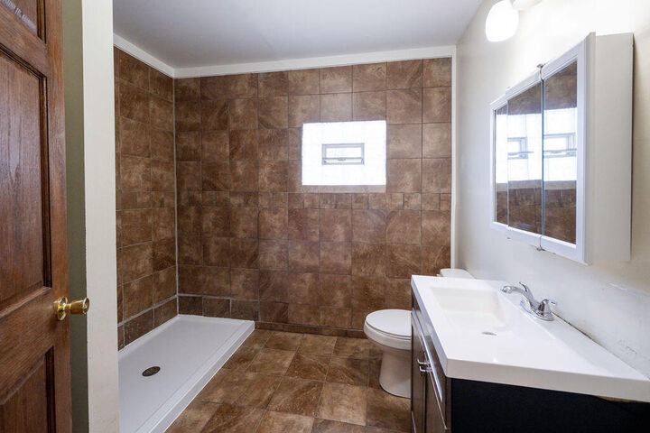Property Photo: 1008 11th St WI 53403