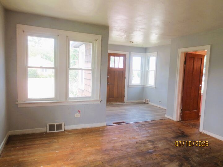 Property Photo: 8215 W Forest Preserve Avenue IL 60634